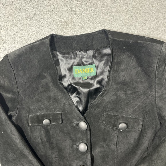 VTG Danier Suede Crop Jacket Women's L Black Genuine Leather Lined Button City - Picture 2 of 11